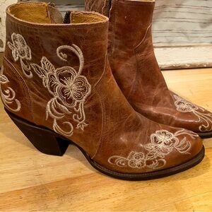Shyanne Western Booties